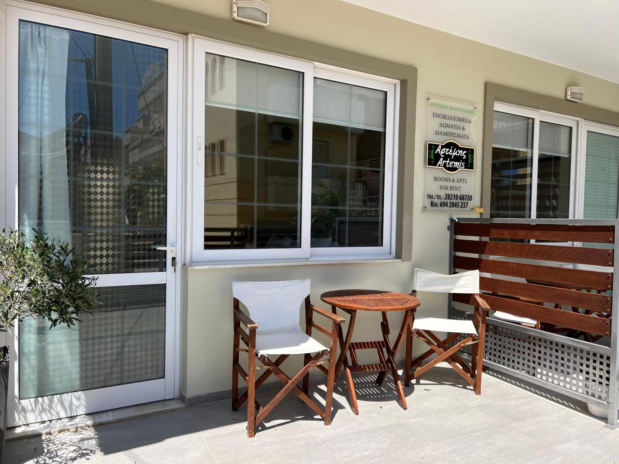 Artemis Rooms Two Steps By The Sea Platanés Exteriör bild